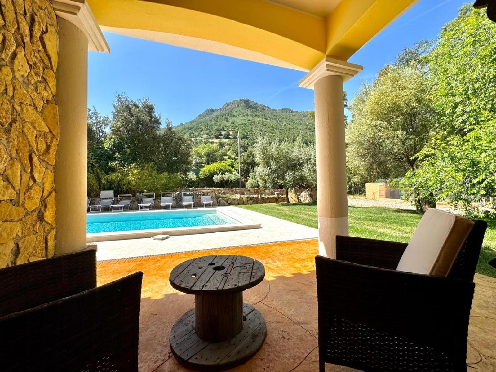 Villa With Pool Кардеду Экстерьер фото